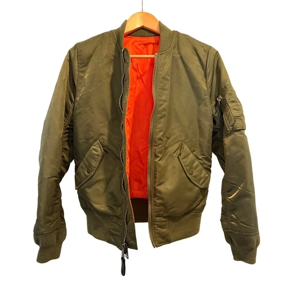 Alpha Industries Sage Green Bomber Jacket - Picture 2 of 13